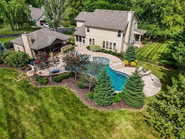 2614 N Hoover Road, Buckner, MO 64016