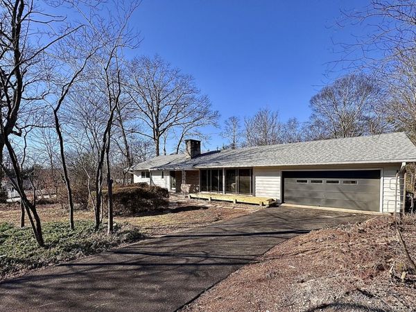 104 Pinehurst Lane, Signal Mountain, TN 37377