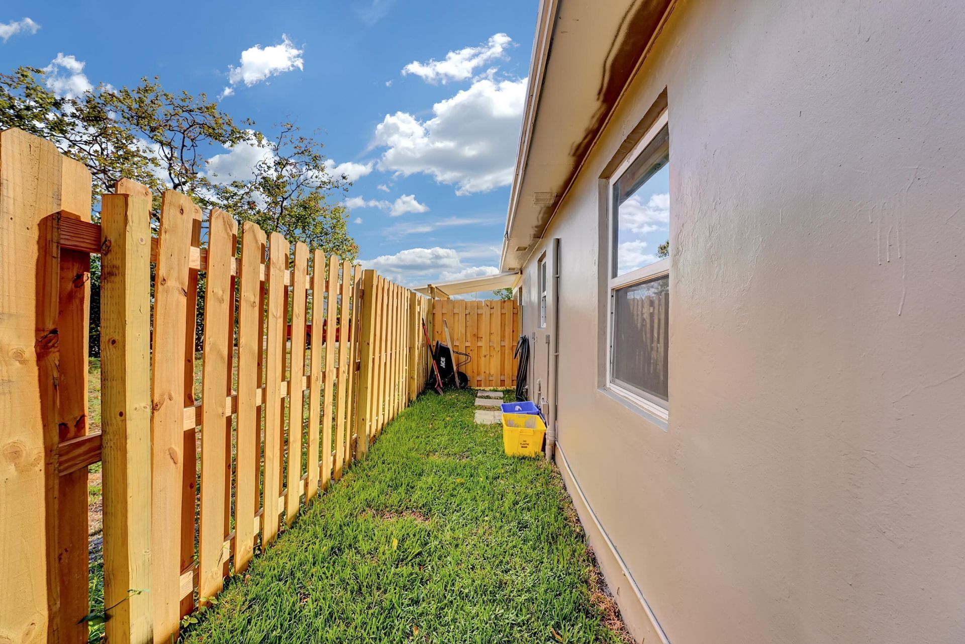 240 NW 9th Avenue, Delray Beach, FL 33444 Photo