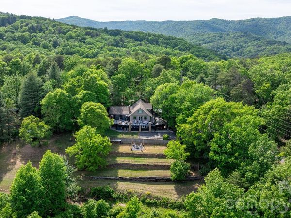 2184 Pine Mountain Drive, Connelly Springs, NC 28612