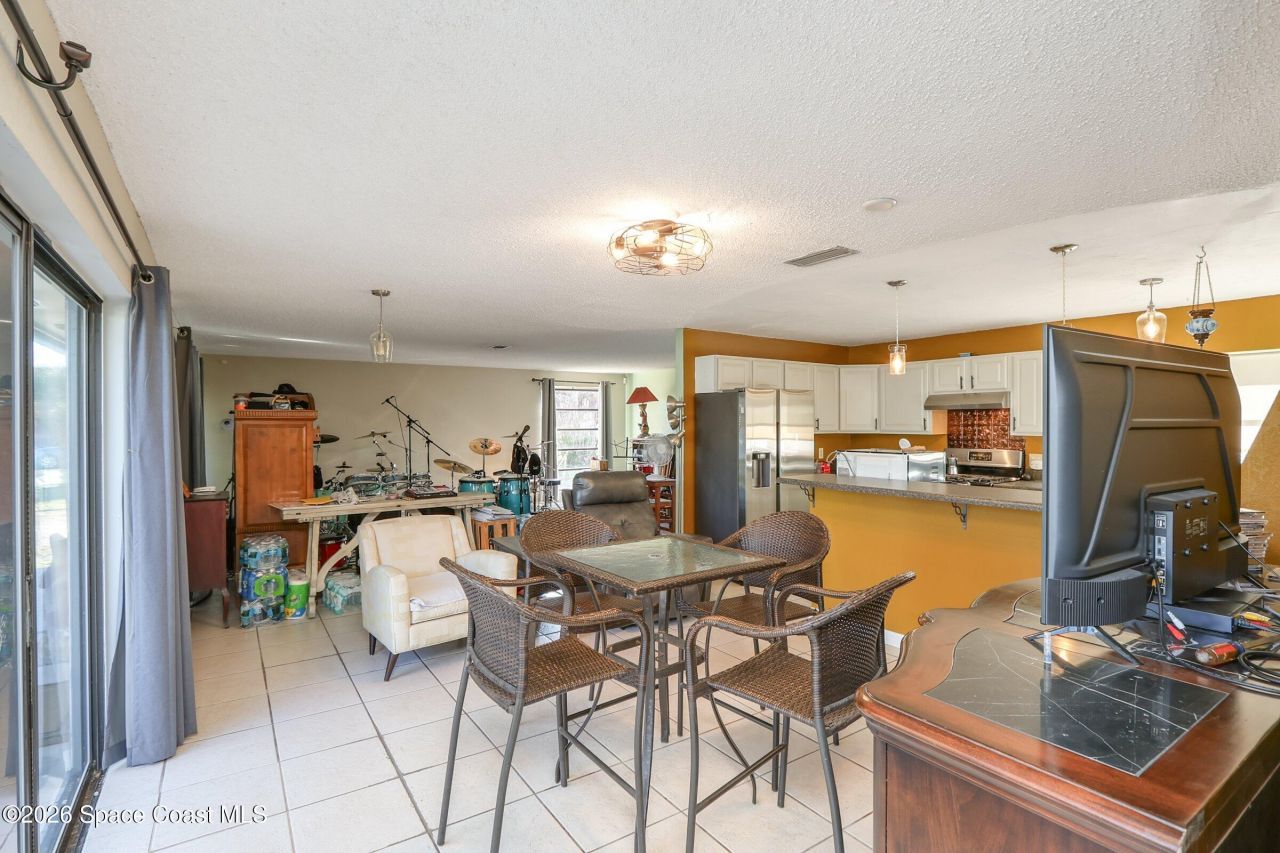 110 Lagoon Avenue, Melbourne, FL 32901 Photo