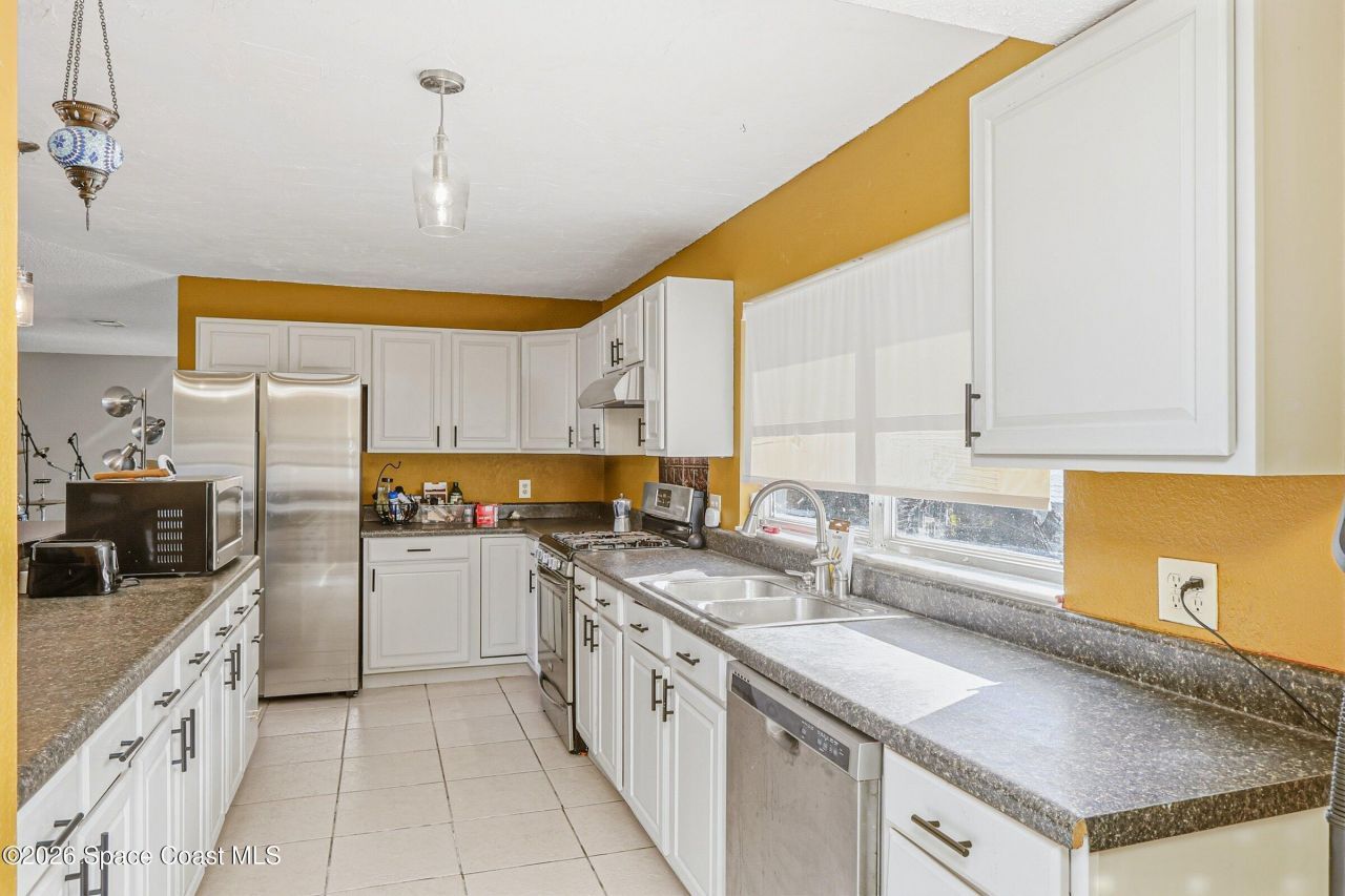 110 Lagoon Avenue, Melbourne, FL 32901 Photo