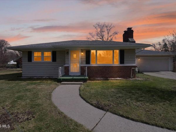 1225 Westgate Road, Toledo, OH 43615