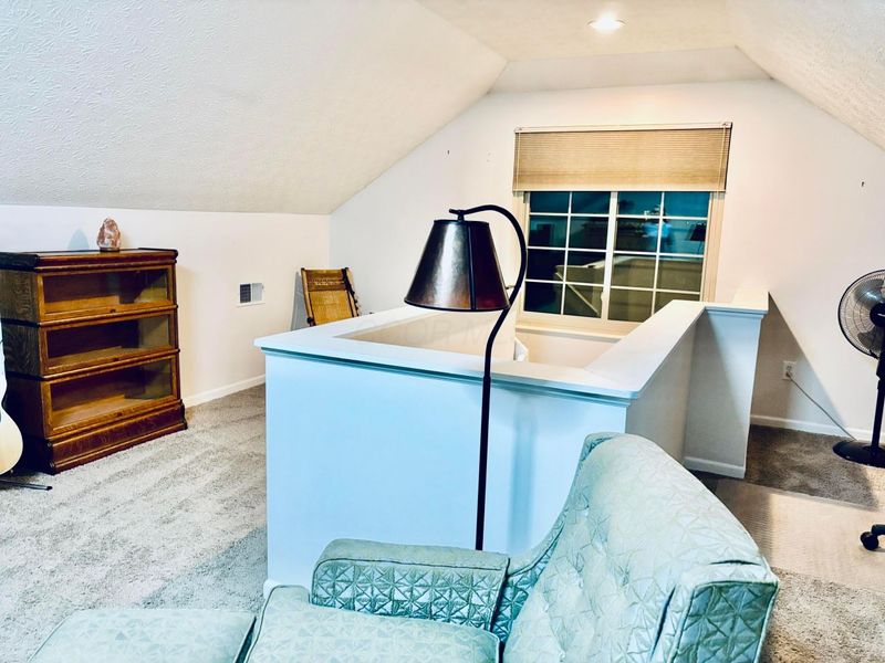 4625 Wenham Park, Unit 11, Columbus, OH 43230 Photo 25