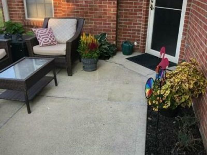 4625 Wenham Park, Unit 11, Columbus, OH 43230 Photo 5