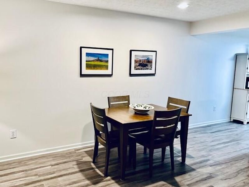 4625 Wenham Park, Unit 11, Columbus, OH 43230 Photo 9