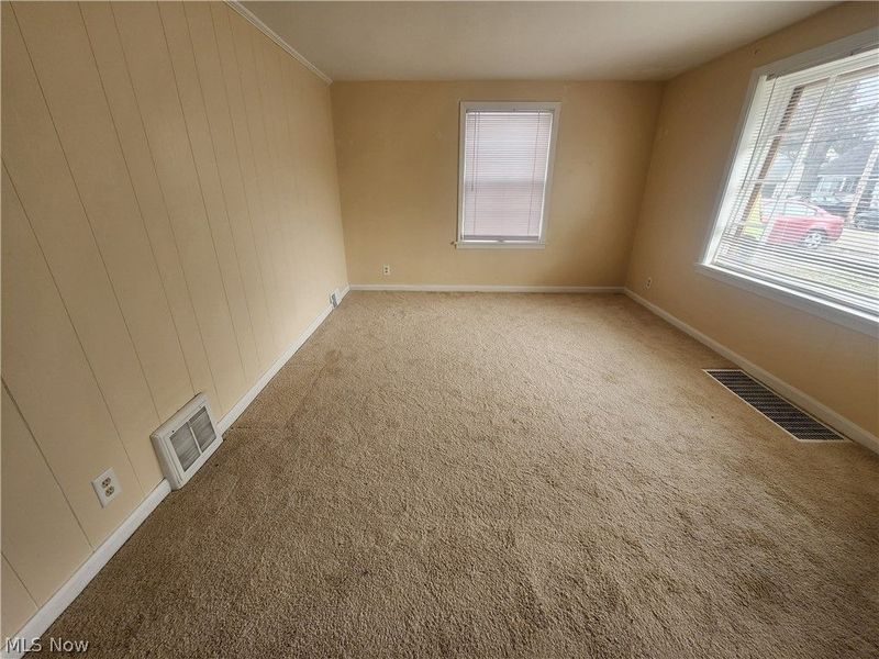 1367 Elmwood Avenue SW, North Canton, OH 44720 Photo 3