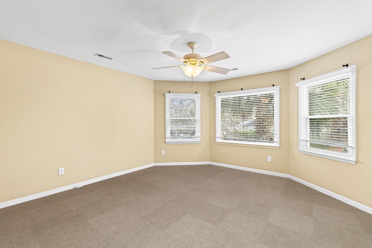 486 Mt Royall Drive Photo 12