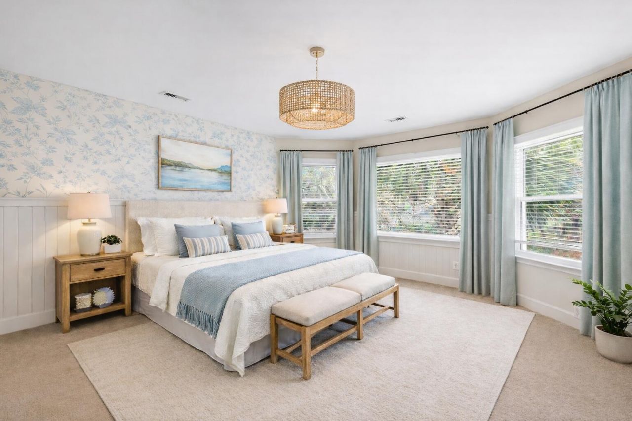 486 Mt Royall Drive Photo 13