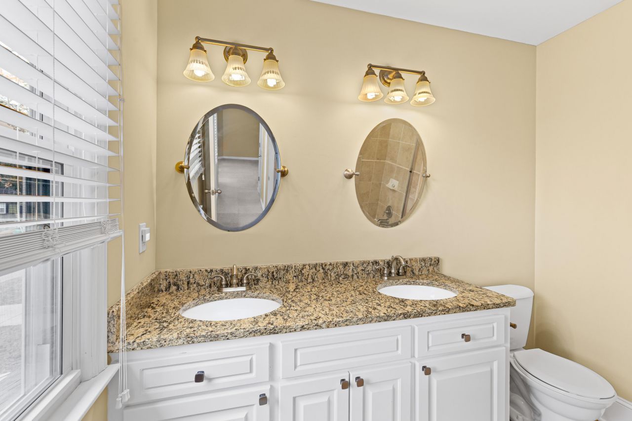 486 Mt Royall Drive Photo 14