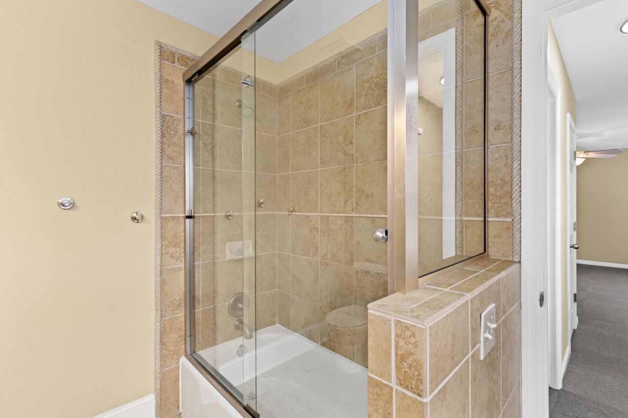 486 Mt Royall Drive Photo 16