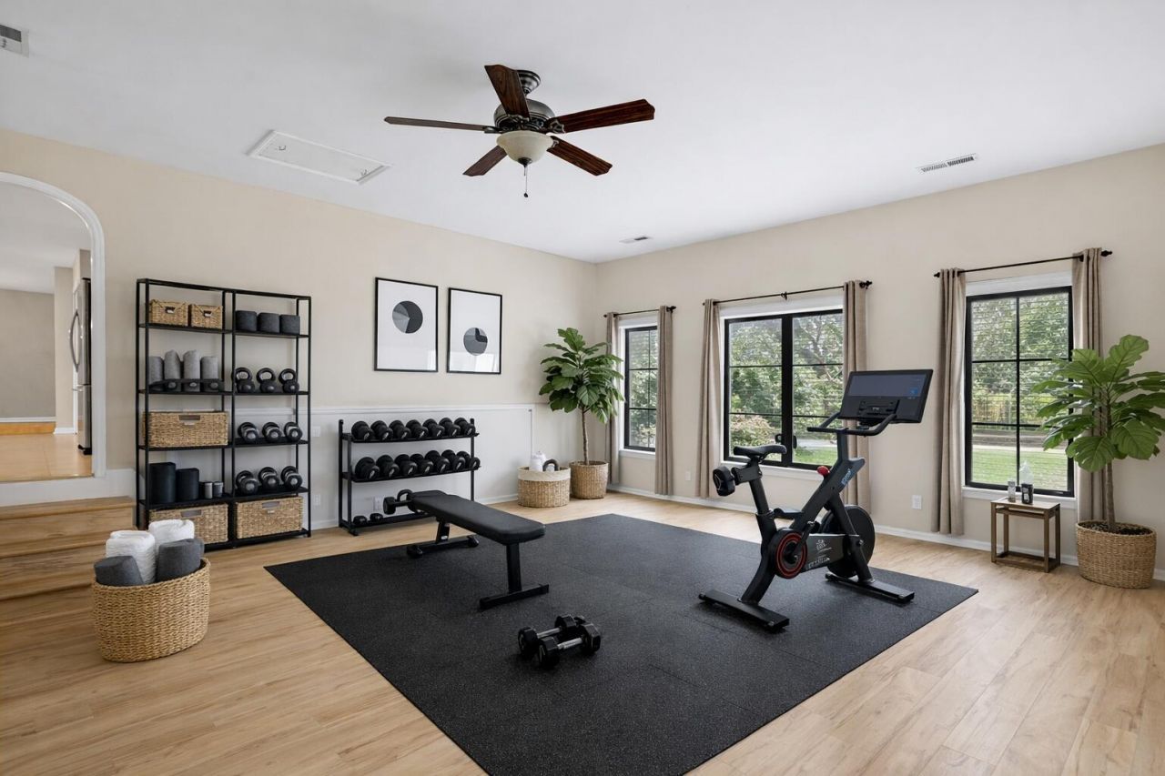 486 Mt Royall Drive Photo 19