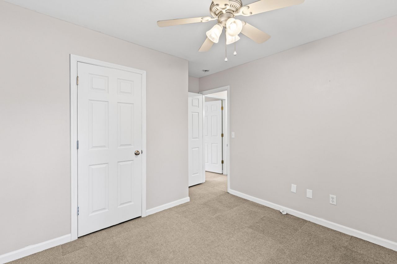 486 Mt Royall Drive Photo 34