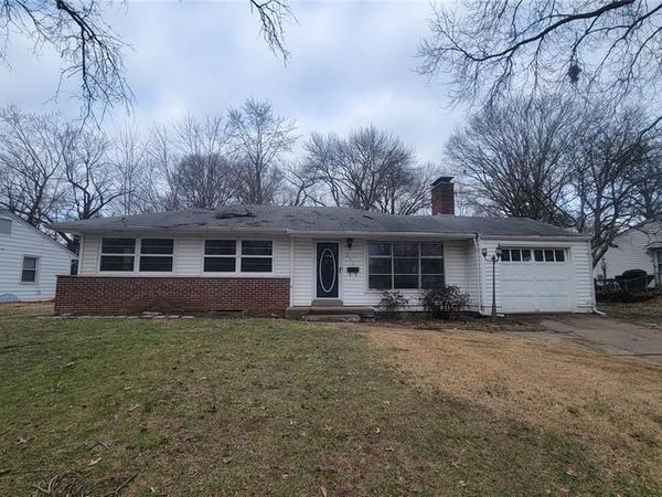 211 Frost Avenue , St Louis, MO 63135