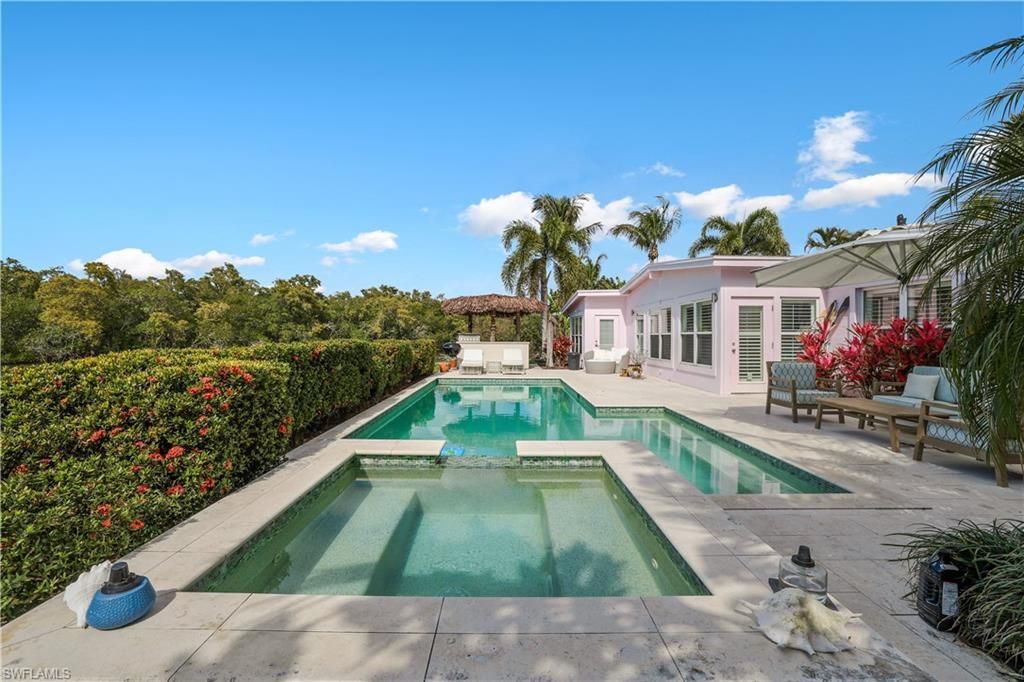 1712 Harbor Ln, Naples, FL 34104 Photo