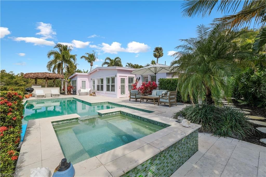 1712 Harbor Ln, Naples, FL 34104 Photo