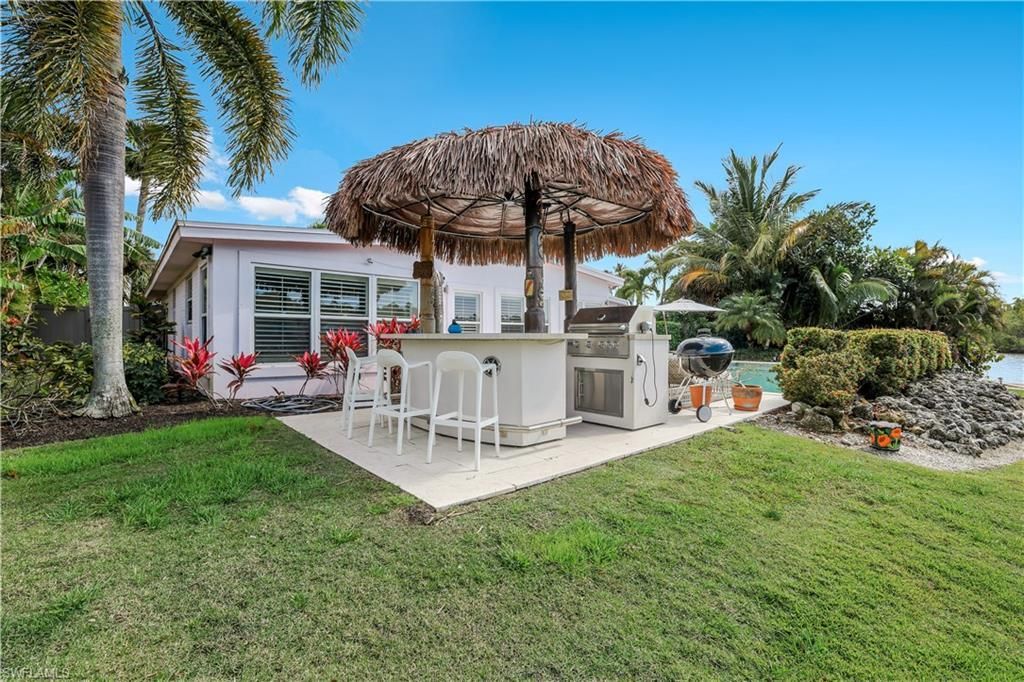 1712 Harbor Ln, Naples, FL 34104 Photo