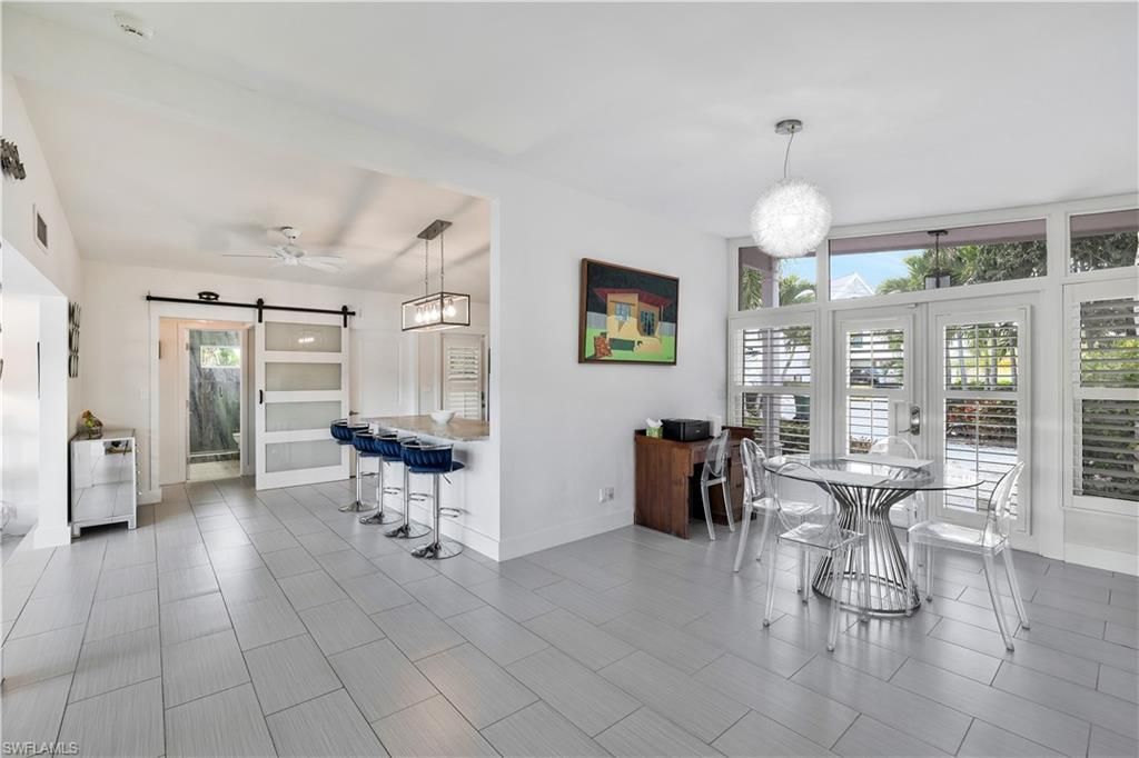 1712 Harbor Ln, Naples, FL 34104 Photo