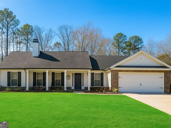 144 Briar Rose Boulevard, Jefferson, GA 30549