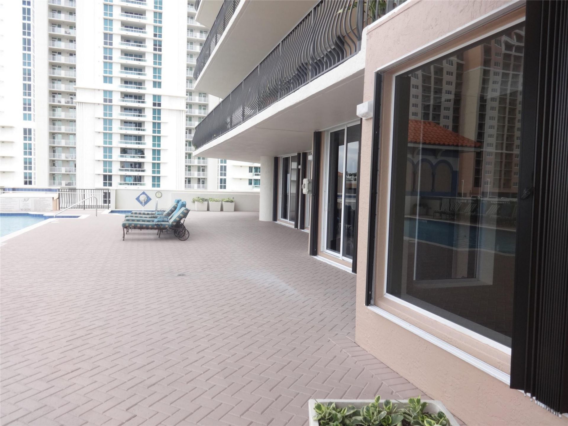 100 S Birch Rd, Unit 1005D, Fort Lauderdale, FL 33316 Photo