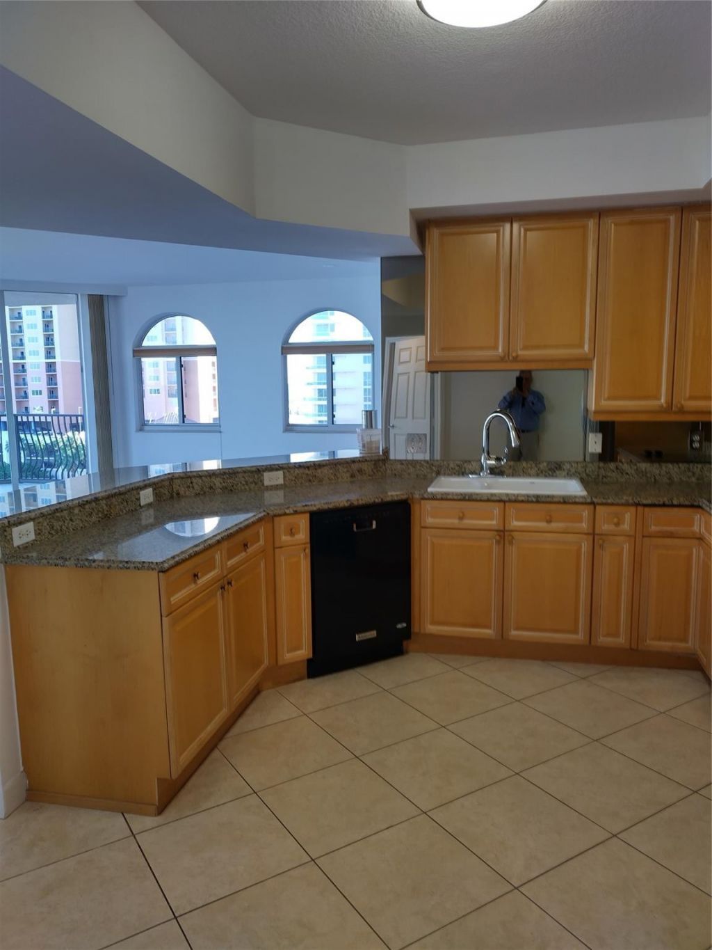 100 S Birch Rd, Unit 1005D, Fort Lauderdale, FL 33316 Photo