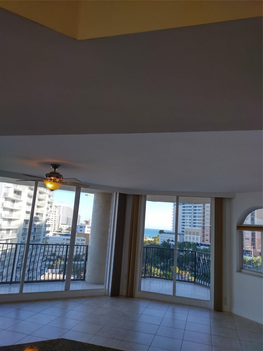 100 S Birch Rd, Unit 1005D, Fort Lauderdale, FL 33316 Photo