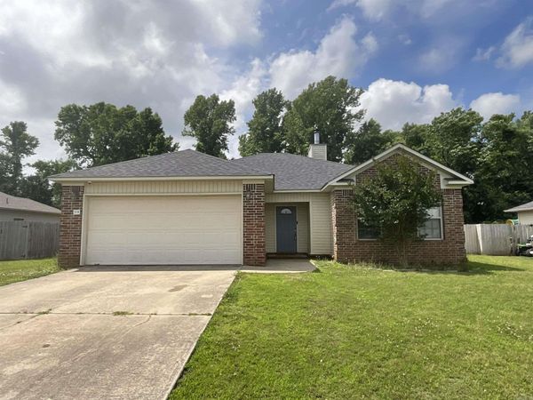 39 Willow Lake Drive, Ward, AR 72176