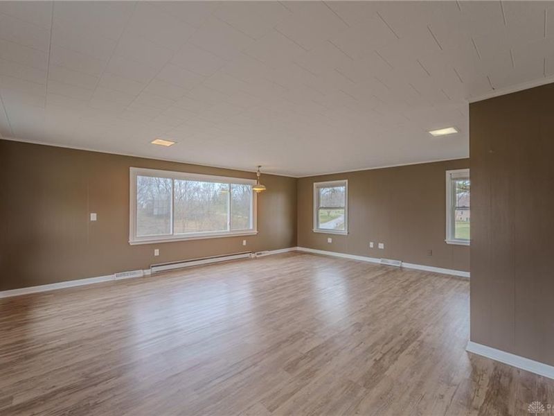 7588 Milton Carlisle Road, Bethel Township, OH 45504 Photo 11