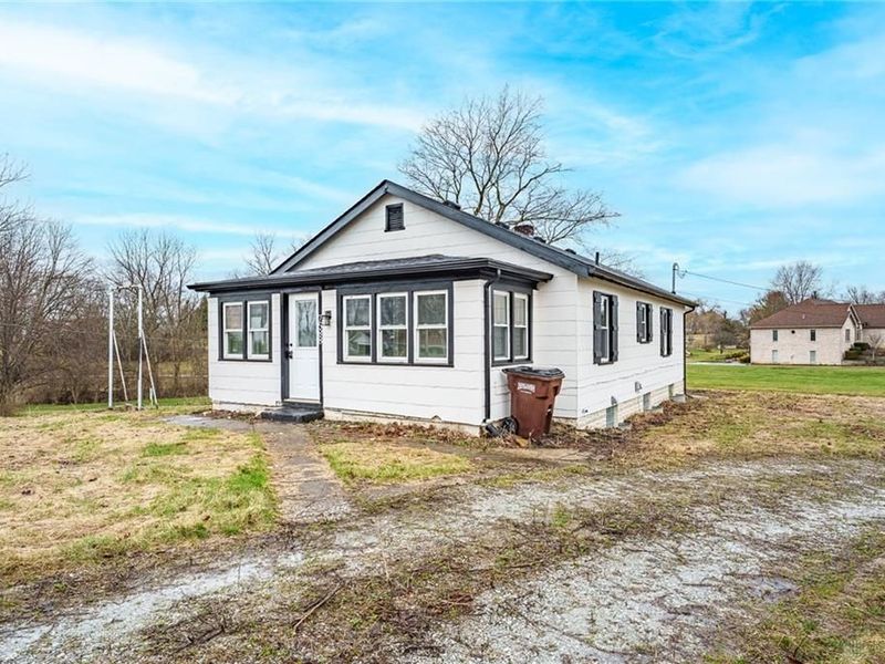 7588 Milton Carlisle Road, Bethel Township, OH 45504 Photo 3