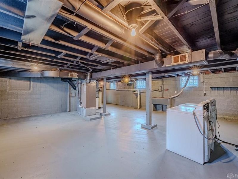 7588 Milton Carlisle Road, Bethel Township, OH 45504 Photo 32