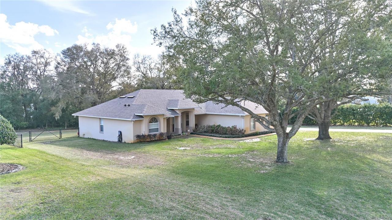 23844 Sundance Drive, Sorrento, FL 32776 Photo