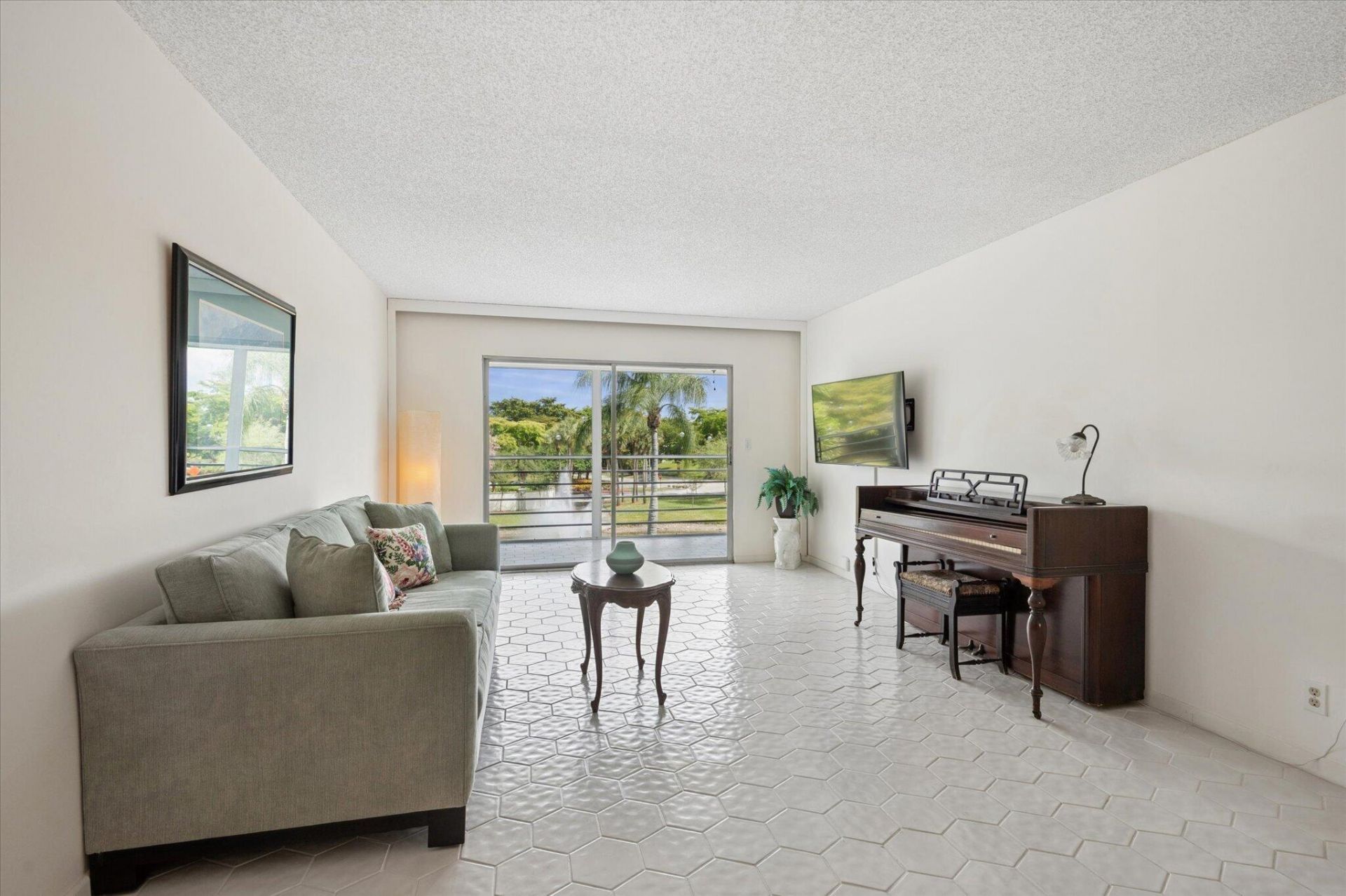 2501 Antigua Terrace, Unit F3, Coconut Creek, FL 33066 Photo