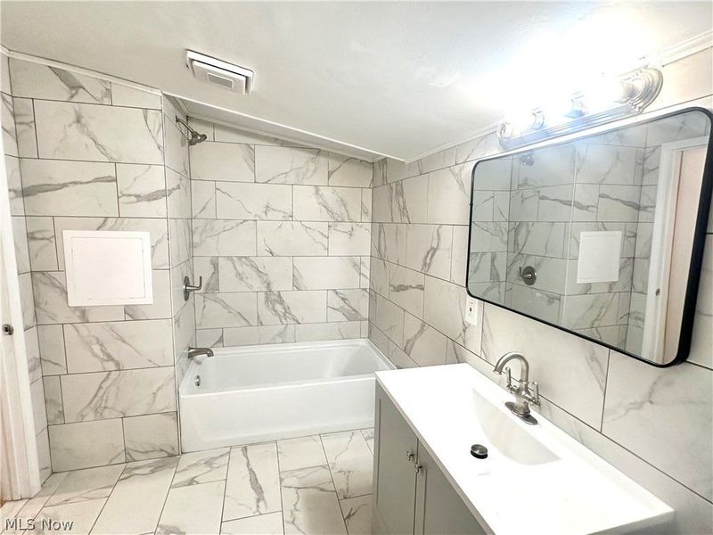 3856 W 23rd Street, Cleveland, OH 44109 Photo 12
