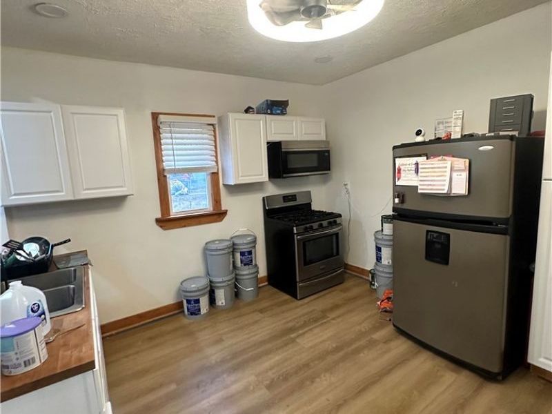 3856 W 23rd Street, Cleveland, OH 44109 Photo 7