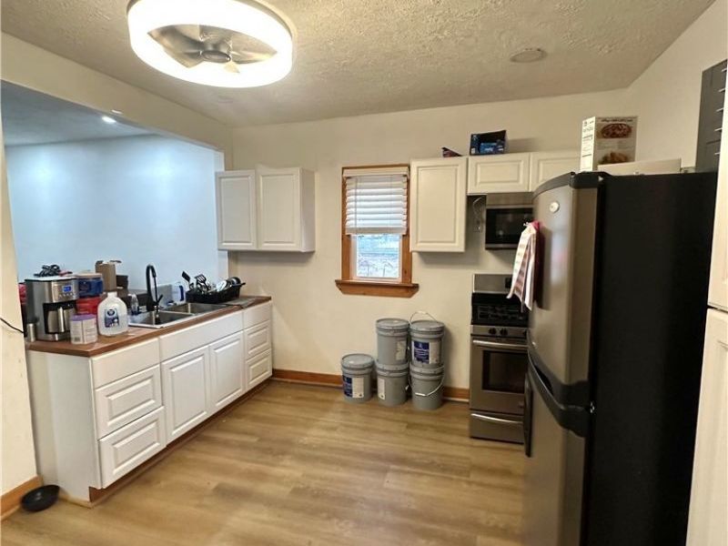 3856 W 23rd Street, Cleveland, OH 44109 Photo 8