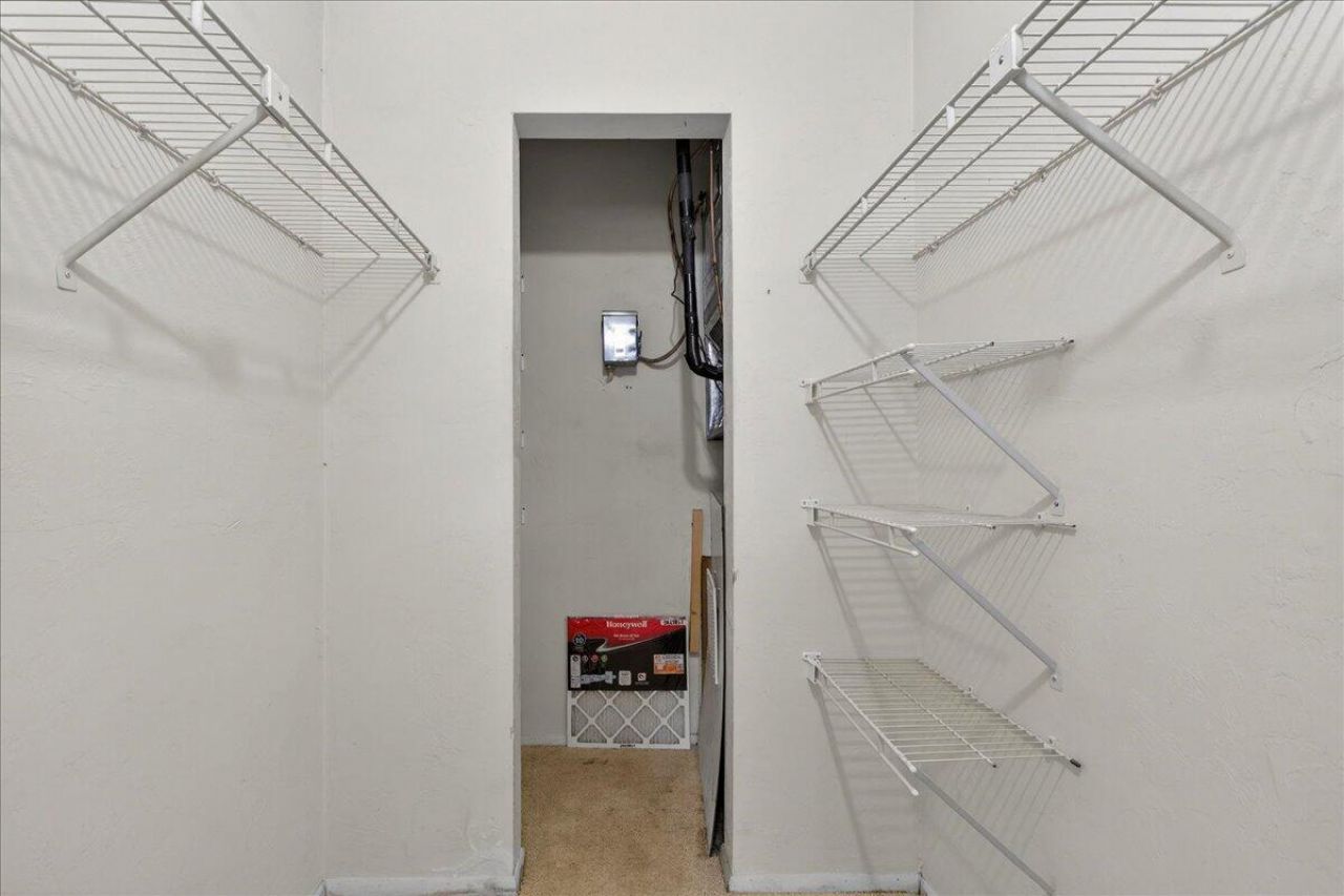 2925 Dove Haven Court Photo 19