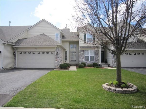 1069 CALPERNIA, Wixom, MI 48393