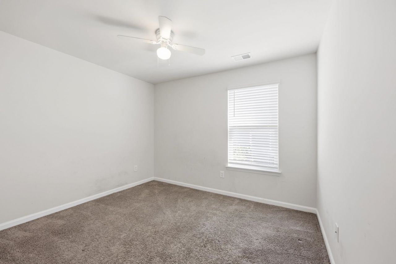 512 Woodland Farms Circle Photo 16