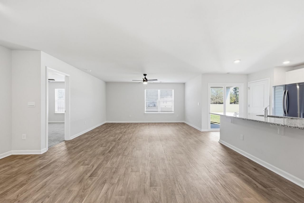 512 Woodland Farms Circle Photo 4