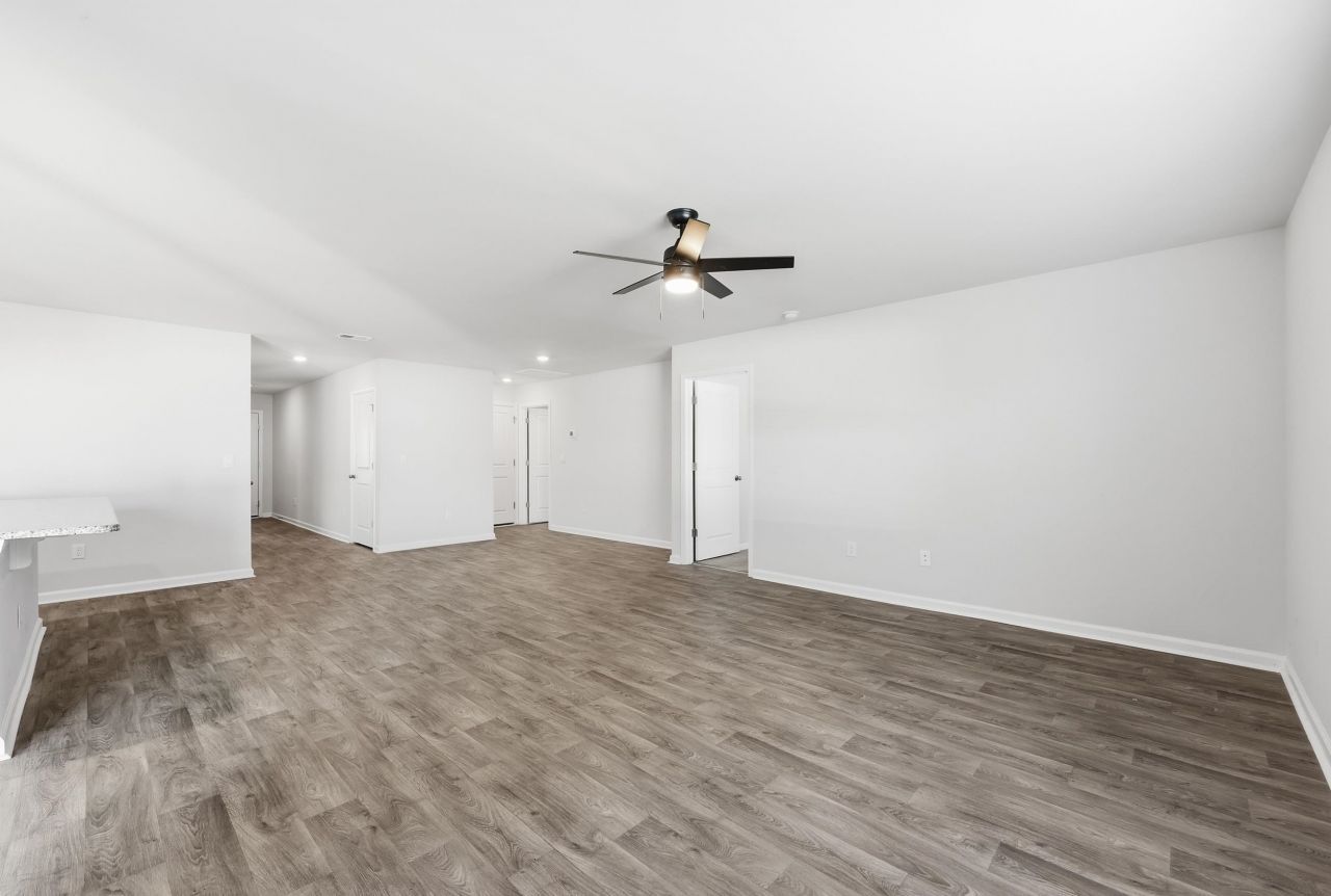 512 Woodland Farms Circle Photo 7