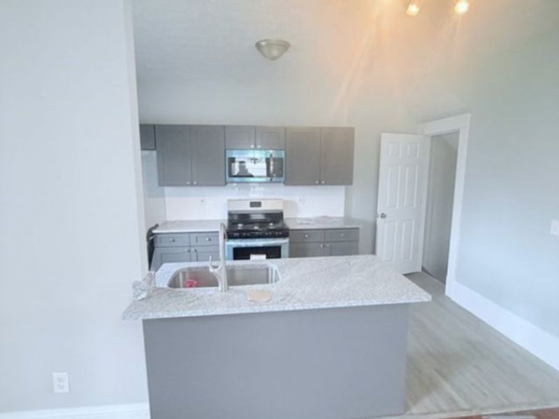 1284 W 85th Street, Cleveland, OH 44102 Photo 7