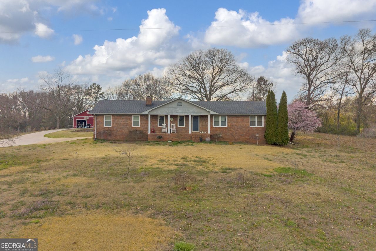 2299 Memorial Road, Bowersville, GA 30516 Main Photo