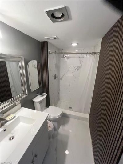 3 Bluebill Ave, Unit 207, Naples, FL 34108 Photo