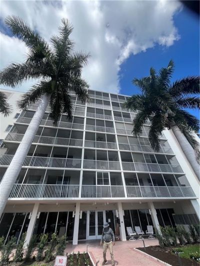 3 Bluebill Ave, Unit 207, Naples, FL 34108 Photo