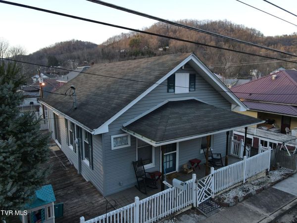 127 Brown Street, Appalachia, VA 24216