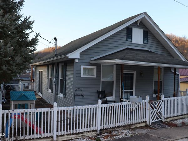 127 Brown Street, Appalachia, VA 24216