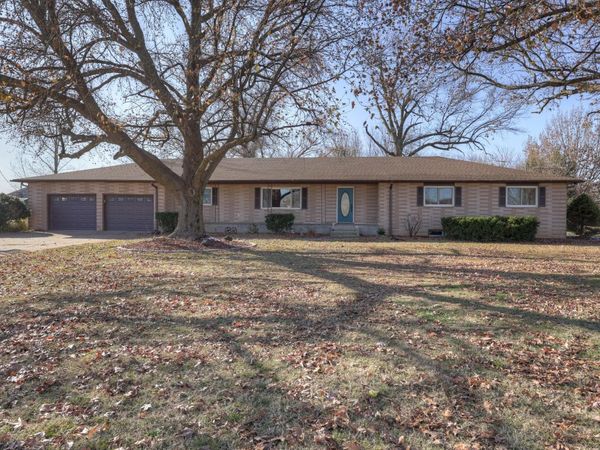 13200 W Oregon Lane, Neosho, MO 64850
