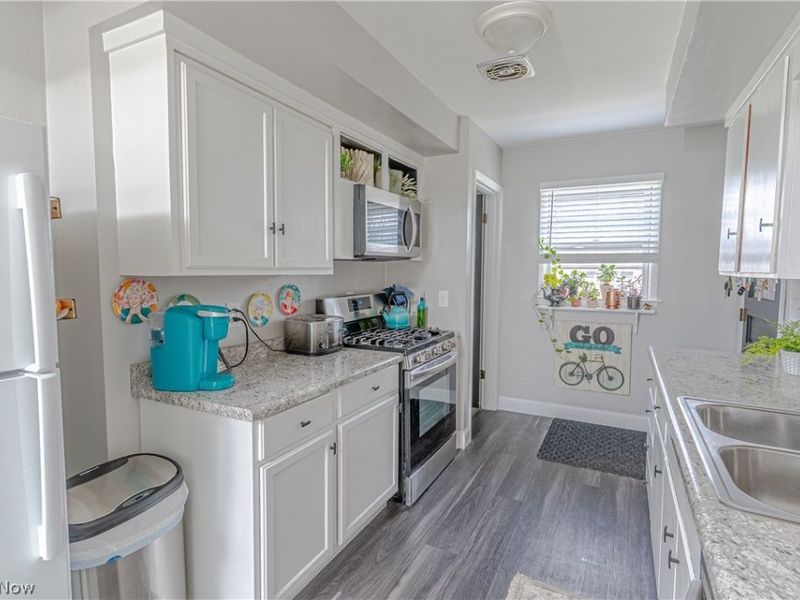 835 Larkridge Avenue, Boardman, OH 44512 Photo 9