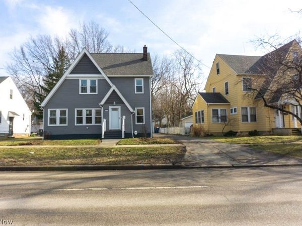 3970 Monticello Boulevard , Cleveland Heights, OH 44121