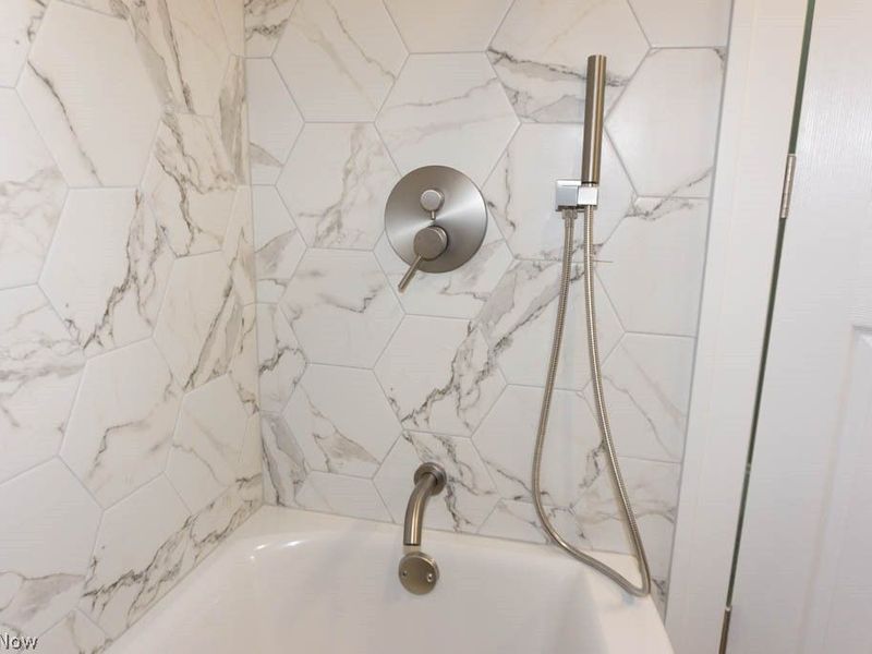 3970 Monticello Boulevard, Cleveland Heights, OH 44121 Photo 32